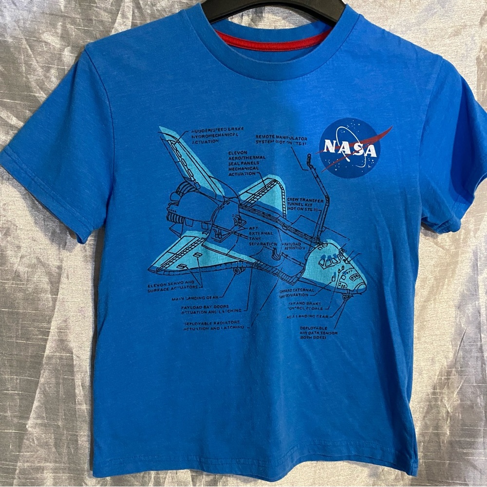 Buzz Aldrin NASA boys tee shirt SZ M some wear, fair condition double sided